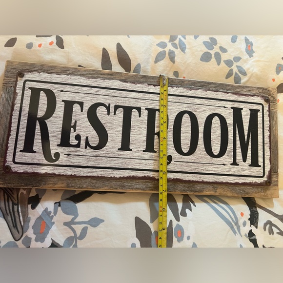 Treehouse Customs Handmade Restroom Sign 7” x 16.9” Distressed Rustic Wood Back - Picture 3 of 12